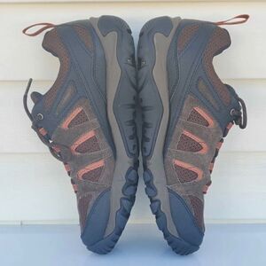 Merrill Outmost Vent Hiking Shoes, Size 5.0 M